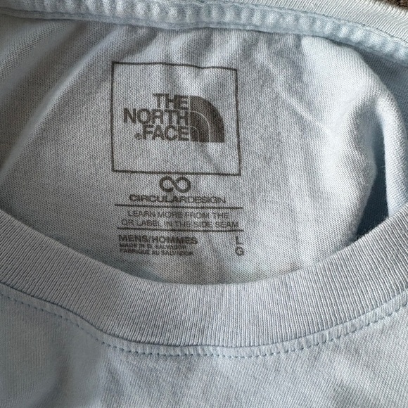 The North Face Men's Light Blue T-Shirt - Picture 3 of 5